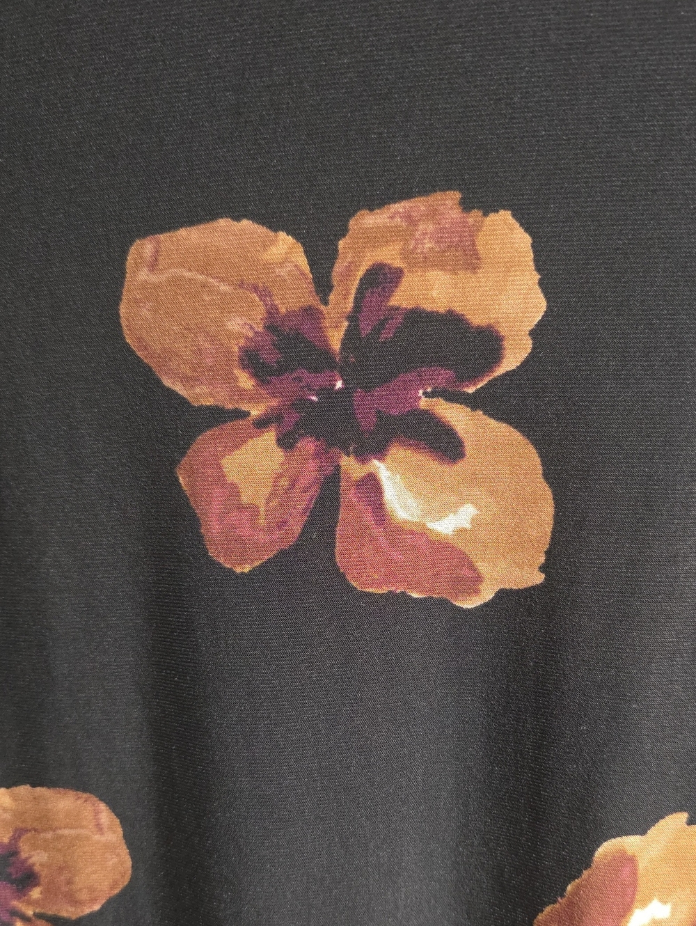 Tommy Hilfiger Black Floral Shift Dress With Bell Sleeves - Picture 11 of 11